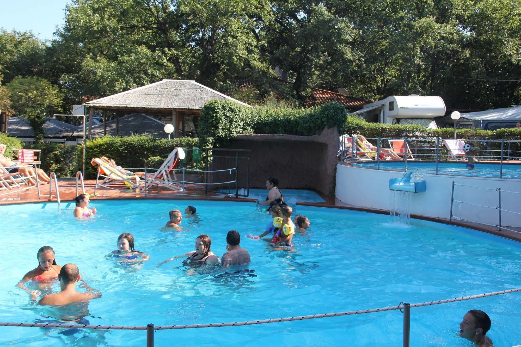 Caravelle Camping Village 세리알레 외부 사진